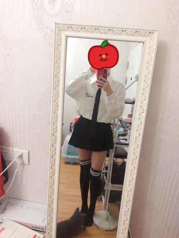 济南槐荫区苗条妹子，制服丝袜